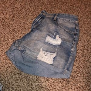 Distressed shorts